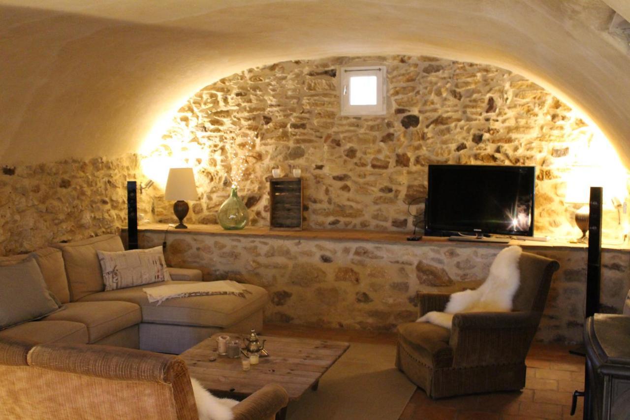 Les Romarins B&B, 10 Min D'Uzes, Piscine Et Grand Jardin, Table D'Hote Экстерьер фото